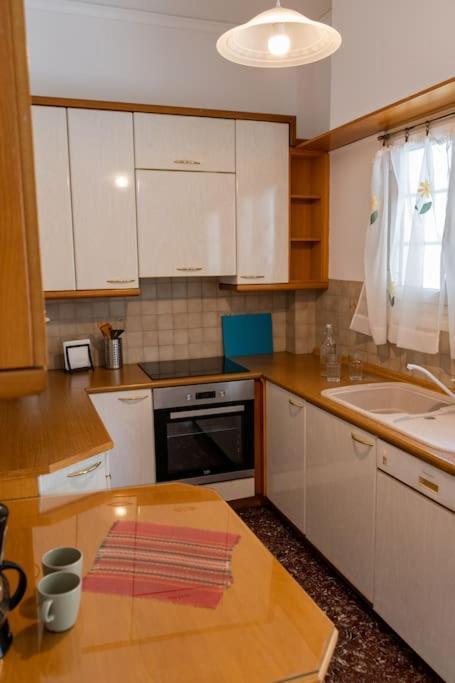 Saffron Apartment In Central Αθήνα Εξωτερικό φωτογραφία
